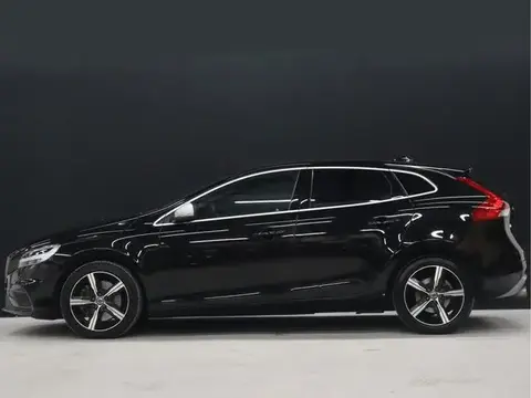 Annonce VOLVO V40 Essence 2019 d'occasion 