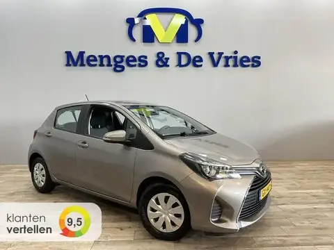 Used TOYOTA YARIS Petrol 2015 Ad 