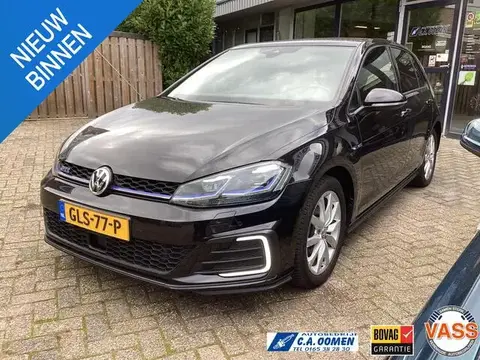 Used VOLKSWAGEN GOLF Hybrid 2017 Ad 