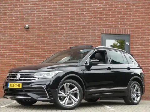 Used VOLKSWAGEN TIGUAN Petrol 2020 Ad 