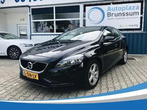 Used VOLVO V40 Petrol 2017 Ad 