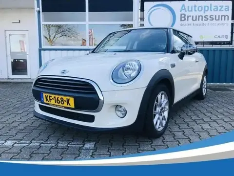 Used MINI ONE Petrol 2015 Ad 