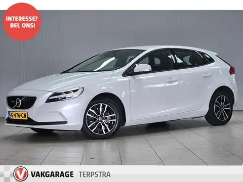 Annonce VOLVO V40 Essence 2019 d'occasion 