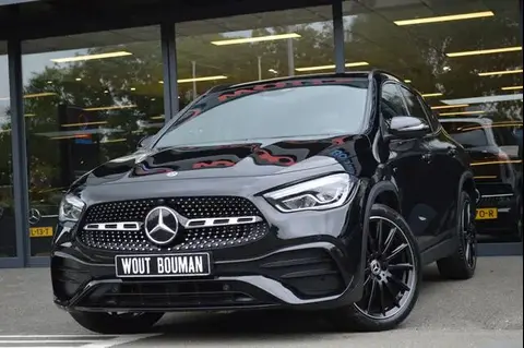 Used MERCEDES-BENZ CLASSE GLA Hybrid 2021 Ad 