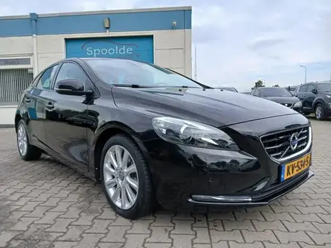 Used VOLVO V40 Diesel 2016 Ad 