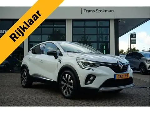 Used RENAULT CAPTUR Hybrid 2023 Ad 