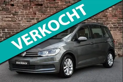 Used VOLKSWAGEN TOURAN Petrol 2017 Ad 