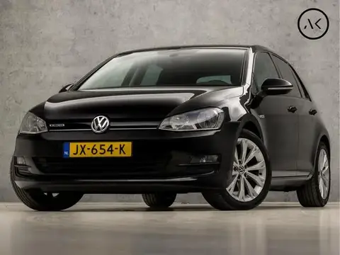 Used VOLKSWAGEN GOLF Petrol 2016 Ad 