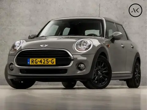 Used MINI COOPER Petrol 2017 Ad 