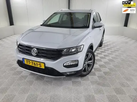 Annonce VOLKSWAGEN T-ROC Essence 2018 d'occasion 