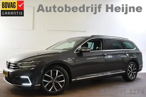 Used VOLKSWAGEN PASSAT Hybrid 2021 Ad 