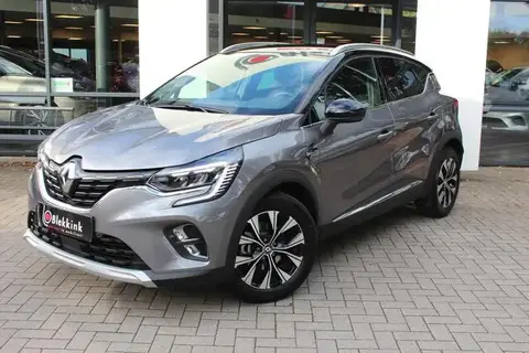 Used RENAULT CAPTUR Hybrid 2023 Ad 