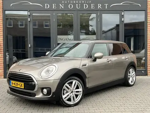 Used MINI CLUBMAN Petrol 2017 Ad 