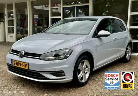 Used VOLKSWAGEN GOLF Petrol 2017 Ad 