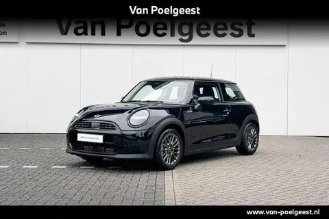 Used MINI COOPER Petrol 2024 Ad 