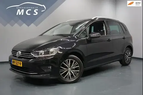 Used VOLKSWAGEN GOLF Petrol 2016 Ad 