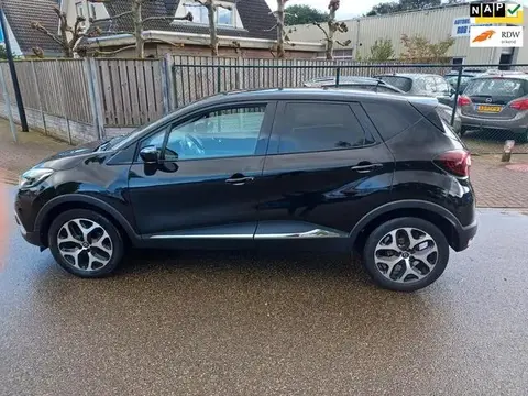 Used RENAULT CAPTUR Petrol 2019 Ad 