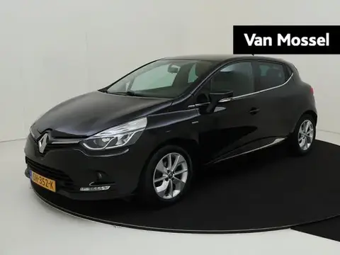 Used RENAULT CLIO Petrol 2018 Ad 