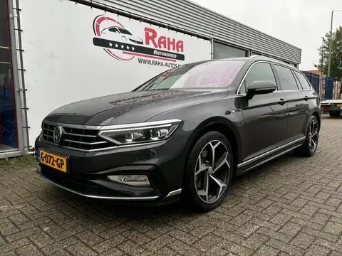 Used VOLKSWAGEN PASSAT Petrol 2019 Ad 