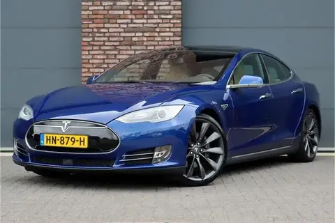 Used TESLA MODEL S Electric 2015 Ad 