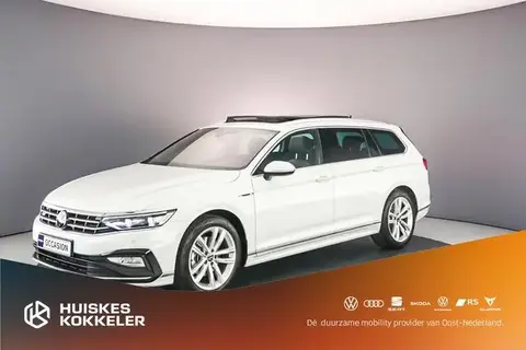 Used VOLKSWAGEN PASSAT Petrol 2023 Ad 