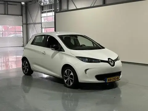 Used RENAULT ZOE Electric 2017 Ad 