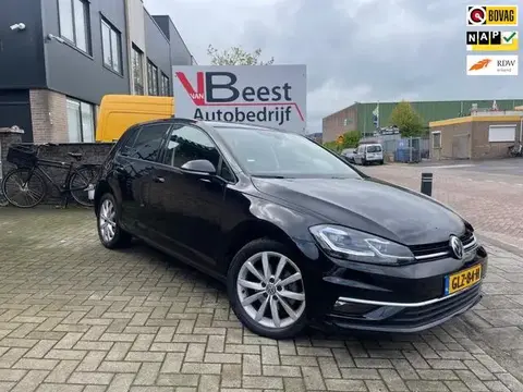 Used VOLKSWAGEN GOLF Petrol 2018 Ad 