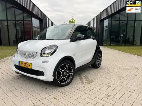 Annonce SMART FORTWO Essence 2016 d'occasion 