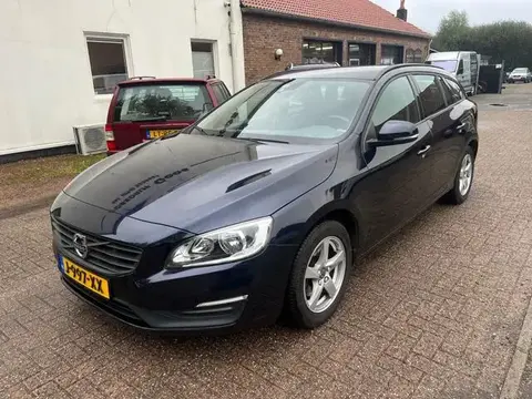 Annonce VOLVO V60 Essence 2018 d'occasion 