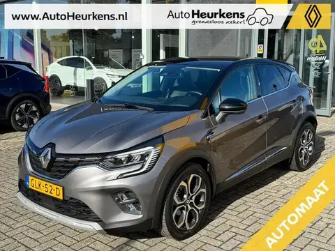 Used RENAULT CAPTUR Hybrid 2022 Ad 