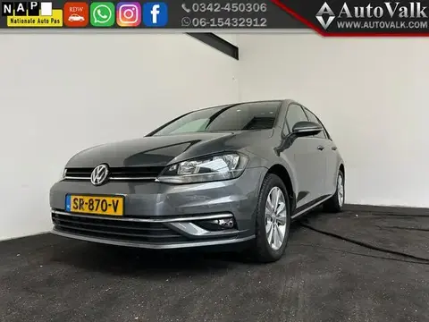 Used VOLKSWAGEN GOLF Petrol 2018 Ad 