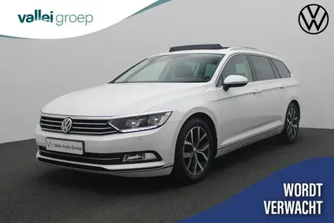 Annonce VOLKSWAGEN PASSAT Essence 2017 d'occasion 