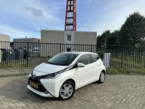 Annonce TOYOTA AYGO Essence 2016 d'occasion 