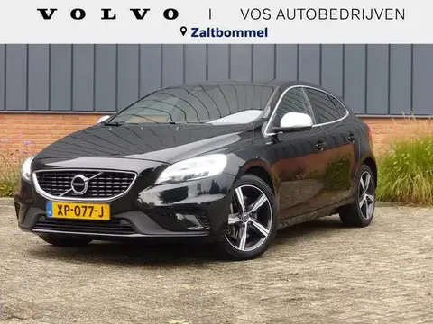 Annonce VOLVO V40 Essence 2019 d'occasion 