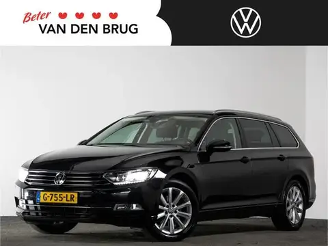 Annonce VOLKSWAGEN PASSAT Essence 2017 d'occasion 