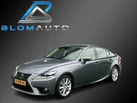 Annonce LEXUS IS Hybride 2015 d'occasion 