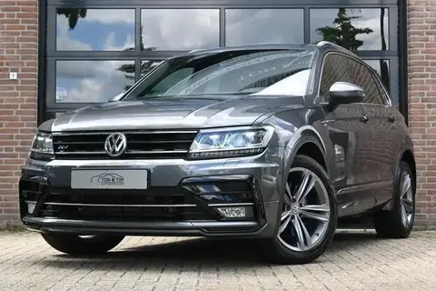 Used VOLKSWAGEN TIGUAN Petrol 2017 Ad 