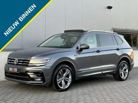 Used VOLKSWAGEN TIGUAN Petrol 2020 Ad 