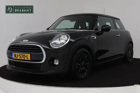 Used MINI COOPER Petrol 2017 Ad 