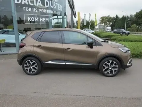 Used RENAULT CAPTUR Petrol 2017 Ad 