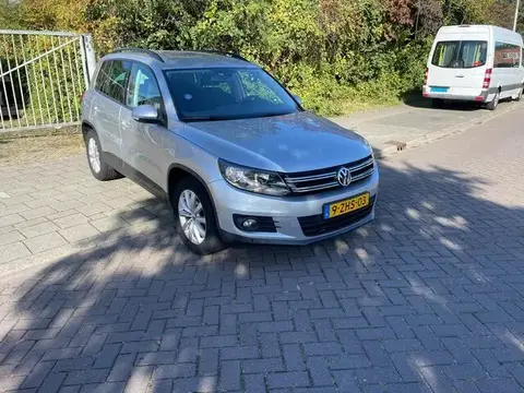 Used VOLKSWAGEN TIGUAN Petrol 2015 Ad 