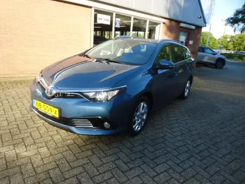 Used TOYOTA AURIS Petrol 2017 Ad 