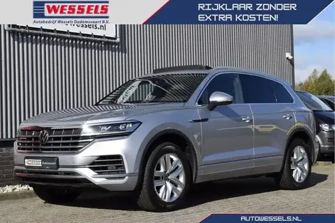 Used VOLKSWAGEN TOUAREG Hybrid 2021 Ad 