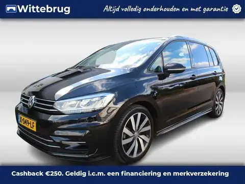 Used VOLKSWAGEN TOURAN Petrol 2020 Ad 