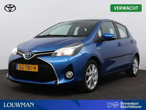 Used TOYOTA YARIS Hybrid 2015 Ad 