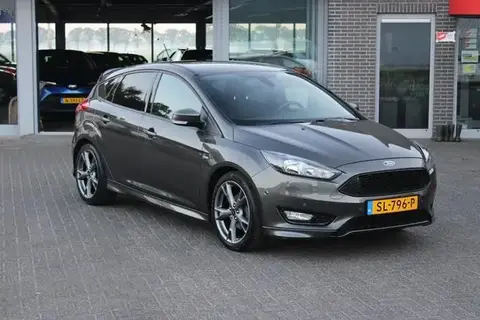 Annonce FORD FOCUS Essence 2018 d'occasion 