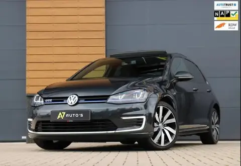 Used VOLKSWAGEN GOLF Hybrid 2016 Ad 