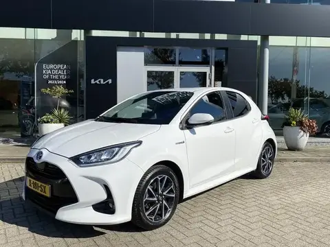 Used TOYOTA YARIS Hybrid 2020 Ad 