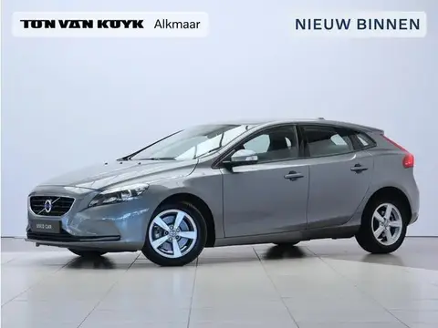 Used VOLVO V40 Petrol 2015 Ad 