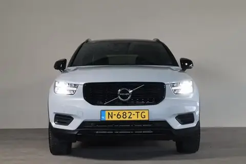 Used VOLVO XC40 Hybrid 2022 Ad 